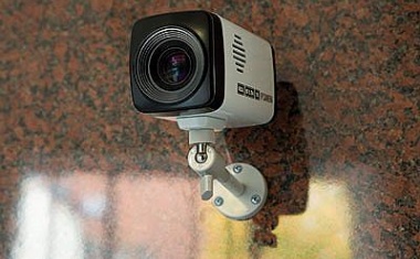 HD Netzwerkkamera mit H.264-Kompression und 10-fach Zoom-Objektiv zur Nachverfolgung