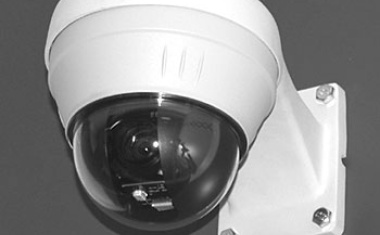 Hochauflösende Speed-Dome-Kamera mit Tag-/Nachtumschaltung