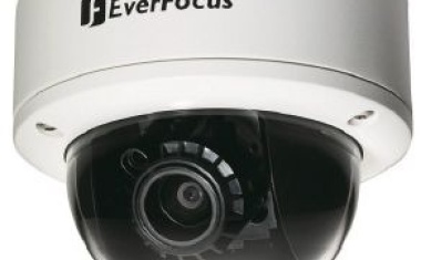 Tag/Nacht Kamera im vandalismusgeschützten Außen-Domegehäuse