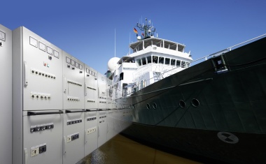 Rittal zeigt auf der SMM 2012 maritime Lösungen