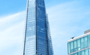Gunnebo stattet Europas höchstes Geschäftsgebäude mit modernen Schleusen aus