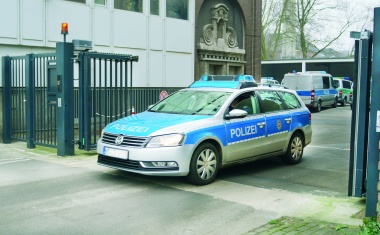 Perimeter Protection: Polizei setzt deutschlandweit auf baumustergeprüfte Sicherheit