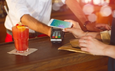 Mobile Payment nimmt weiter Fahrt auf: G+D sorgt für notwendige Security