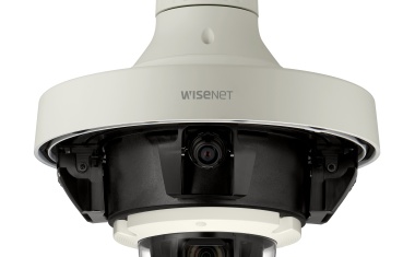 Multidirektionale Wisenet P-Serie PTZ-Kamera
