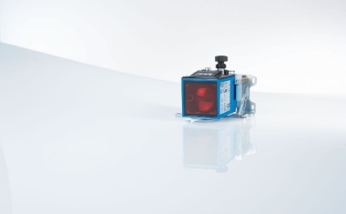 distance sensor for horizontal and vertical positioning