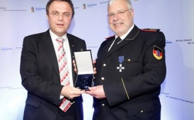 Bundesinnenminister Friedrich will Feuerwehren stärken