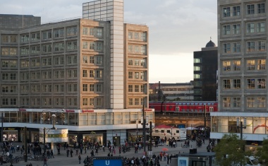 Alexanderhaus und Berliner Sparkasse setzen auf Geutebrück