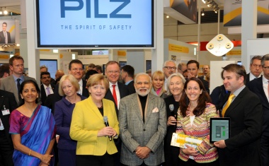 Bundeskanzlerin Merkel besucht Pilz auf Hannover Messe