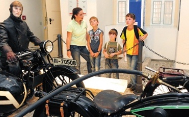 Einbruchbruchmeldeanlage schützt Motorradmuseum