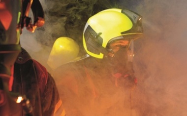 Feuerwehrhelm: Rundum-Schutz bei freier Sicht