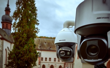 Hikvision: Sensitive Kameras, Thermaltechnologie und Drohnen