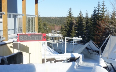 Ruckelfreie Bilder aus dem Eiskanal: Videoübertragungstechnik für die Rennschlitten- und Bobbahn Altenberg