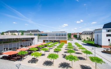 Dom: Digitale Schließtechnik an der Hochschule Fulda