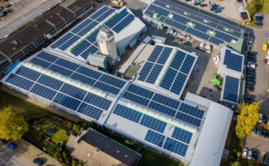 SolarEdge: Intelligenz auf dem Dach - Solartechnik, die auch Feuerwehr und Versicherer überzeugen will