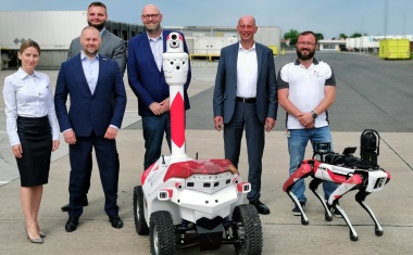 Logistikzentrum in Erfurt mit intelligenter Robotik von Security Robotics gesichert