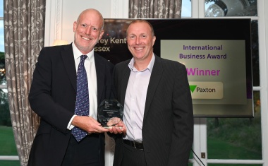 Paxton mit New International Business Award ausgezeichnet