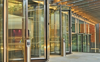 Modern Building: Entry Solution for The Francis Crick Institute