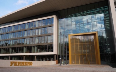 Ferrero Rocher Installs Custom Golden Boon Edam Revolving Door at New Luxembourg Headquarters