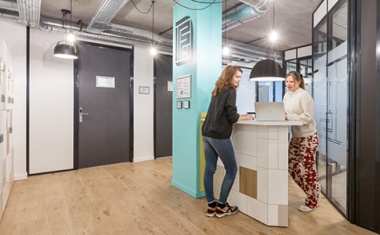 Assa Abloy: Real-time, Cable-free Access Control for French Coworking Space
