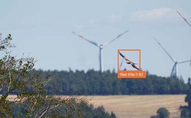 Kameras von Axis zur Kollisionsvermeidung in Windparks