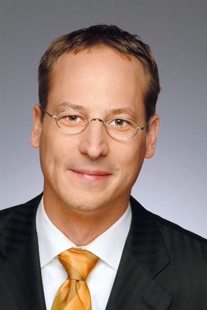 Dr. Karsten Fourmont, Geschäftsführer digivod