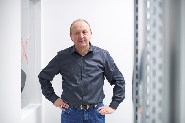 Werner Mielenbrink, Leiter der Medienversorgung bei B. Braun: Mit dem Micro...