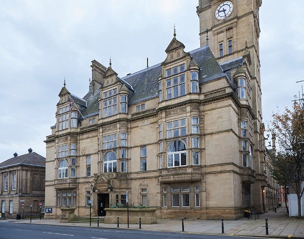 Denkmalgeschützt: Das im viktorianischen Stil gebaute Rathaus von Wakefield....