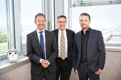 Der neue Mobotix Vorstand: Thomas Lausten (CEO), Klaus Kiener, (CFO) und...