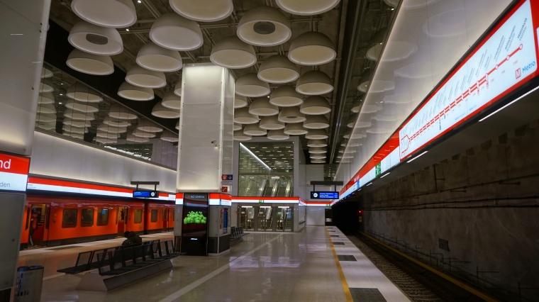 U-Bahn in Helsinki. Die Beschallungs- und Evakuierungs-Anlage kommt von Bosch