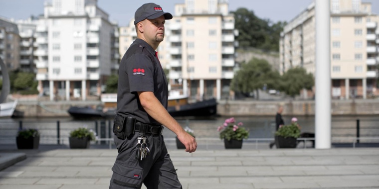 Sicherheitskraft im Einsatz