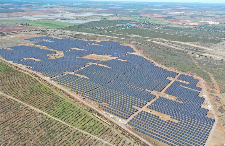 Für sechs Solarparks im südlichen Portugal hat WiNRG die Bauleitung und...