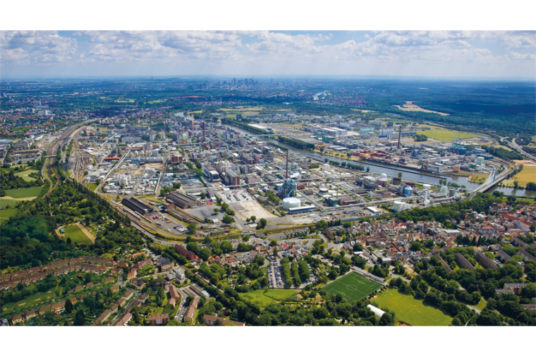 Der Industriepark Höchst in Frankfurt am Main aus der Vogelperspektive. ©...