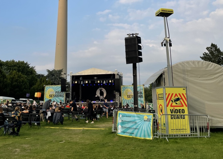 Die Kameratürme von Video Guard sichern mit bis zu drei hochauflösenden...