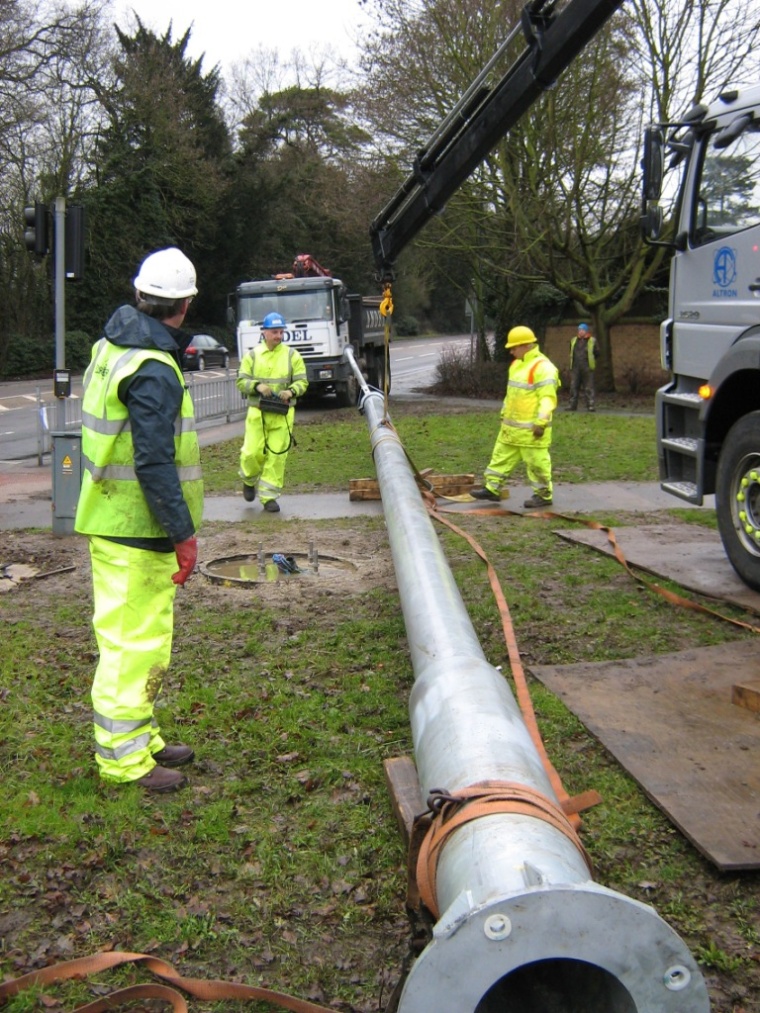 The 15 metre column ready to be lifted.