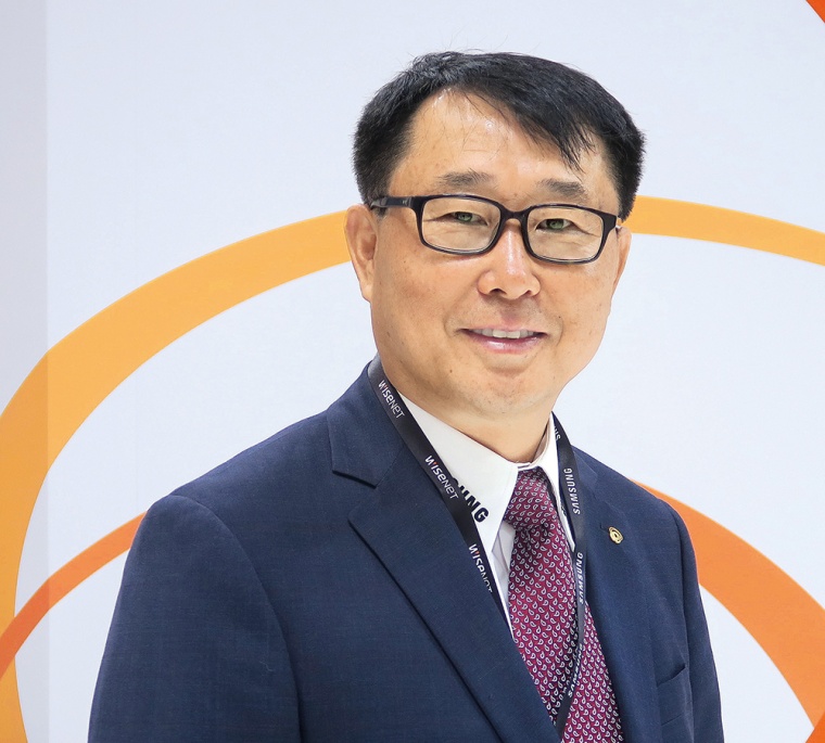 Photo: Interview with Hanwha Techwin Europes MD Bob Hwang