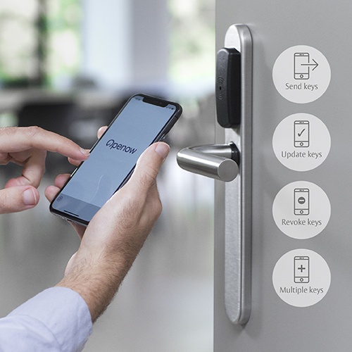 Photo: With Openow from SMARTair your mobile phone becomes a secure virtual key