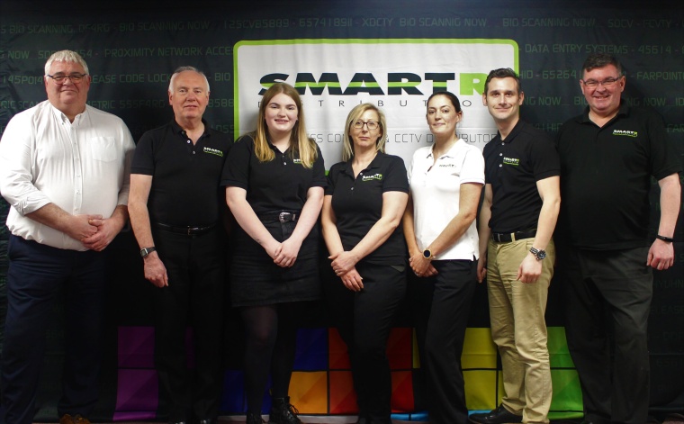 Smart R Distribution team