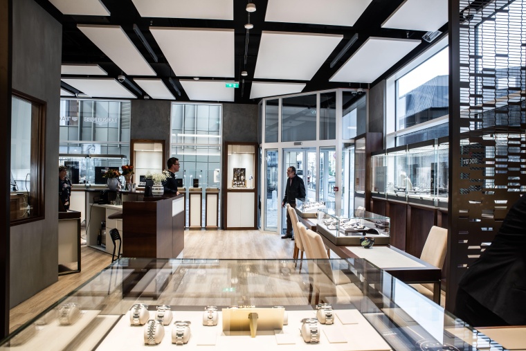 Photo: Hikvision Secures Luxury Jewellery Store in Iceland
