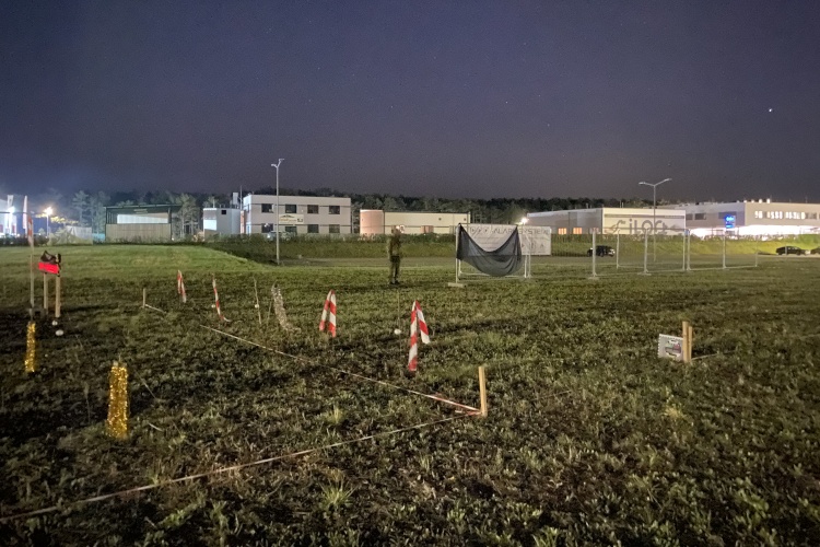 Ideal lighting: Raytec floodlights illuminate the test site at the GIT Test...