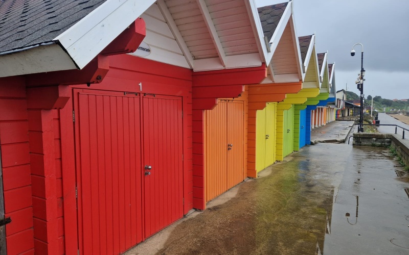 Photo: Beachfront Innovation: High-Tech Beach Hut Access at Pristine Retreat
