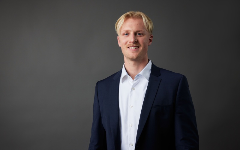 Business Development Manager Felix Steinhausen betreut gemeinsam mit den...