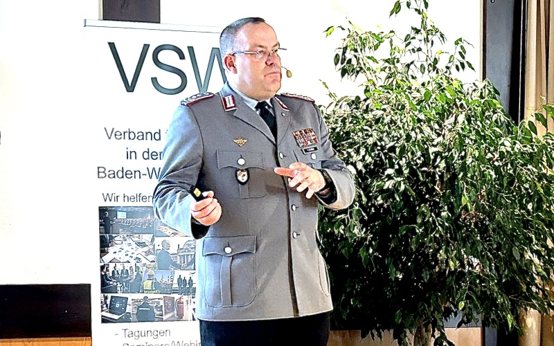 Oberst i. G. Armin Schaus, Operatives Führungskommando der Bundeswehr