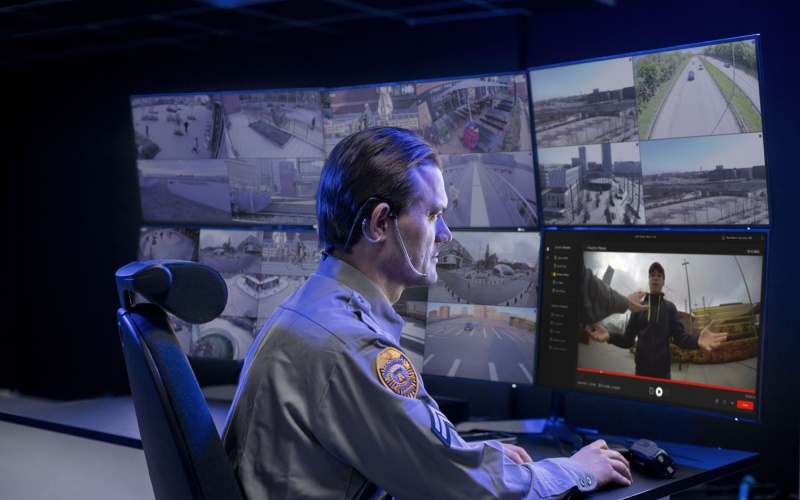 Mit Axia Body Worn Live können autorisierte Leitstellen oder...