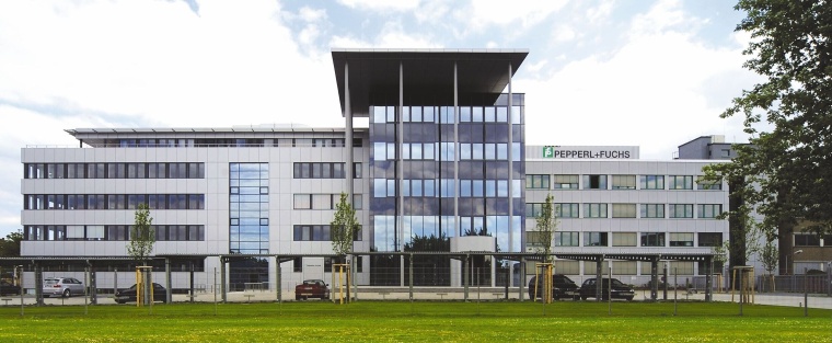 Die Firmenzentrale von Pepperl und Fuchs in Mannheim. 