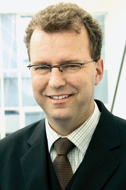 Sven Laurösch ist Experte für Überwachungssysteme im Produktmanagement IT...
