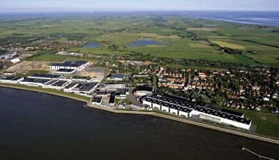 Das direkt an der Weser gelegene Premium Aerotec Werk Nordenham hat 2.700...