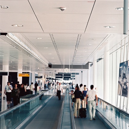 Brandmelder am Flughafen: Frühe Detektion rettet Leben