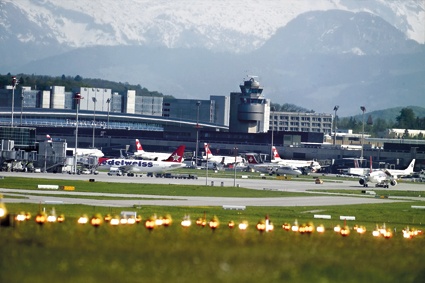Infrastrukturen, wie es sie auf dem Flughafen Zürich gibt, sind die...