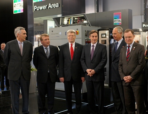 V.l.n.r. Peter Löscher (Siemens AG), Ronald Pofalla (Kanzleramtsminister),...