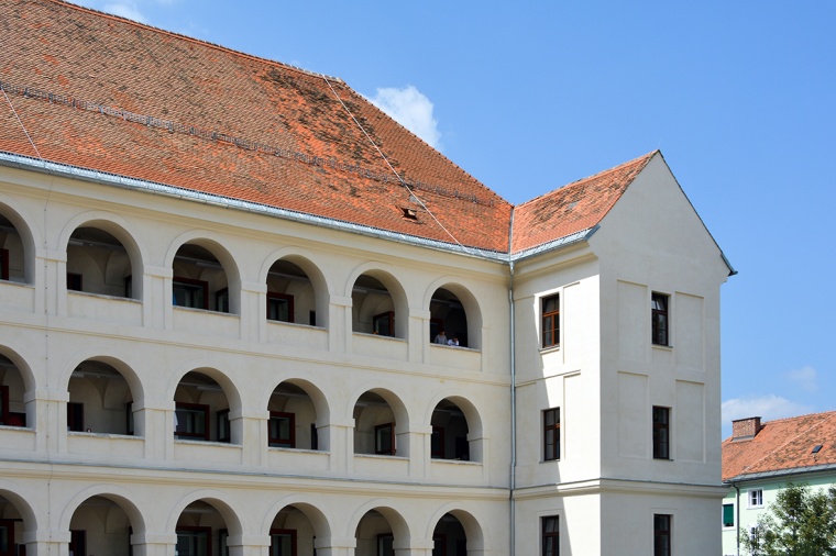 Das ehemalige Landesschülerheim „Dominikanerkaserne“ in Graz ist heute ein...